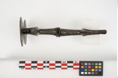 Foto von Bronzeantennendolchgriff (NHMW-PRAE-025409)